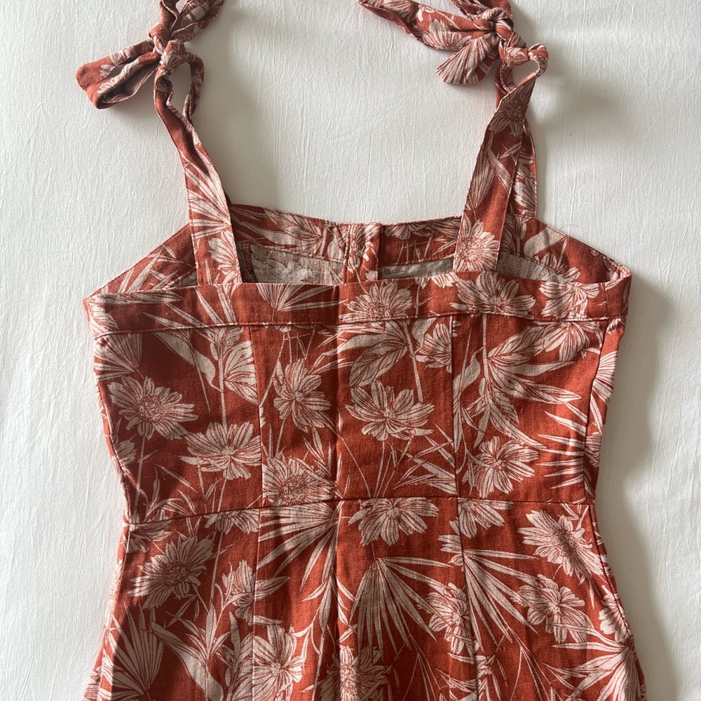 C&C California Linen Blend Ellis Dress - Picture 7 of 9